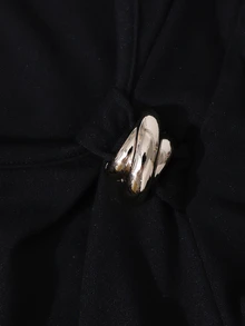 SHEIN 青少年女孩不對稱領口抓皺腰部T恤，配金屬扣，黑白配色，夏季優雅度假派對短袖上衣 - 彩色 - 查看 6
