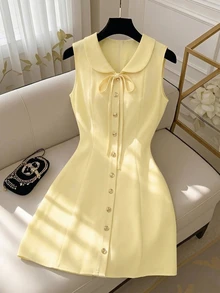 SHEIN PariChic 法式浪漫彼得潘领连衣裙，系带纽扣A字迷你裙，适合情人节约会、复活节花园郊游、毕业季写真拍摄，甜美少女风 - 淡黃色 - 查看 4