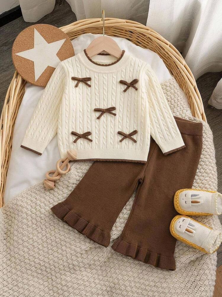 SHEIN 6 Months - 3 Years Baby Girl Cream Cable Knit Sweater With Brown Bow Decor Ruffle Round Neck + Wood Ear Hem Wide Leg Flare Pants 2-Piece Set, Soft Vintage Knit Outfit For First Birthday, Outings, Spring And Autumn - Khaki - View 4