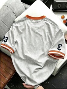 HypeHours 經典校園運動風復古街頭機能風 California 23 短袖 T-shirt 淺灰色直條紋棒球球衣 時尚海灘夏季款 - 彩色 - 查看 2