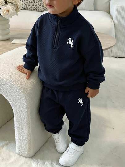 2pcs Boys Fashion Casual Minimalist Half-Zip Stand Collar Vertical Stripe Letter Jacquard Sweatshirt & Long Sweatpants Set, Daily Wear