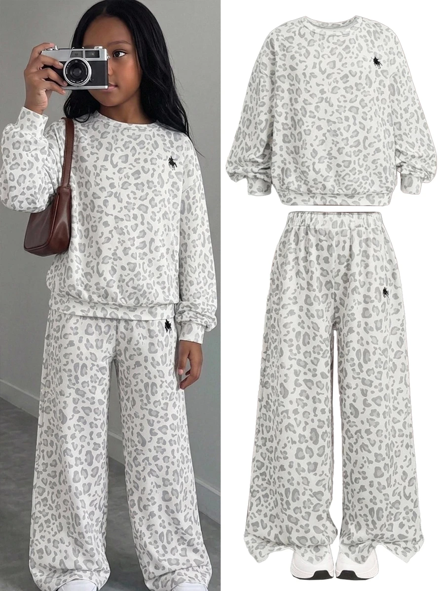 Tween Girl Leopard Print & Knight Graphic Crew Neck Sweatshirt And Pants Set - Multicolor - View 1