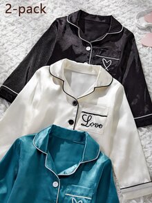 SHEIN ()3套隨機發貨，1套)女童睡衣，純色緞面極簡口袋 LOVE 刺繡長袖開襟衫配長褲 秋冬款 - 彩色 - 查看 4