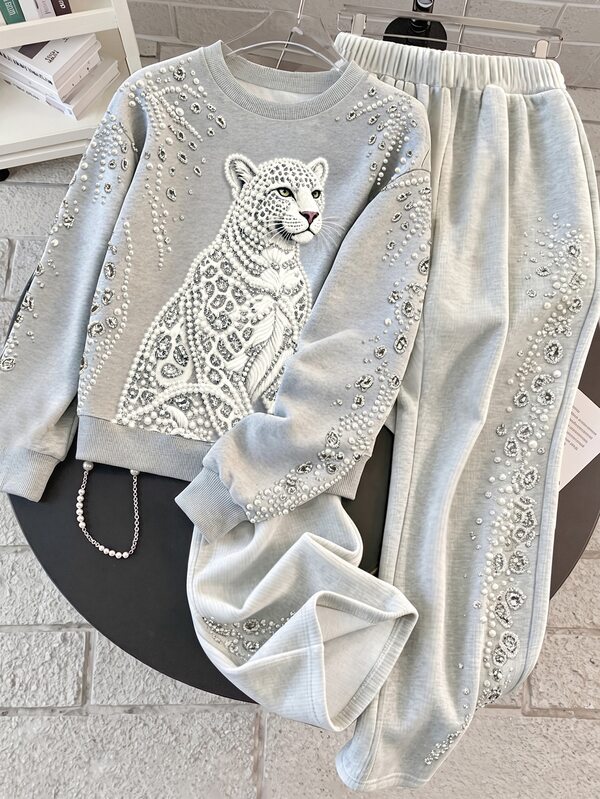Autumn/Winter Thickened Crew Neck Loose Sweatshirt Paired With Matching Color Long Pants, Unified And Coordinated Style. Suitable For Daily Outings, Gatherings And Other Occasions, Easily Wear Out A Light Luxury Cool And Chic Fashion Elegant.