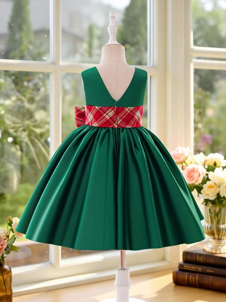 Glamorique Kids Girls' Green Dress With Red Gingham Bow, Large Skirt, Sleeveless Dress For Christmas, Birthday Party, Dinner, Wedding , High-End Satin Princess Dress