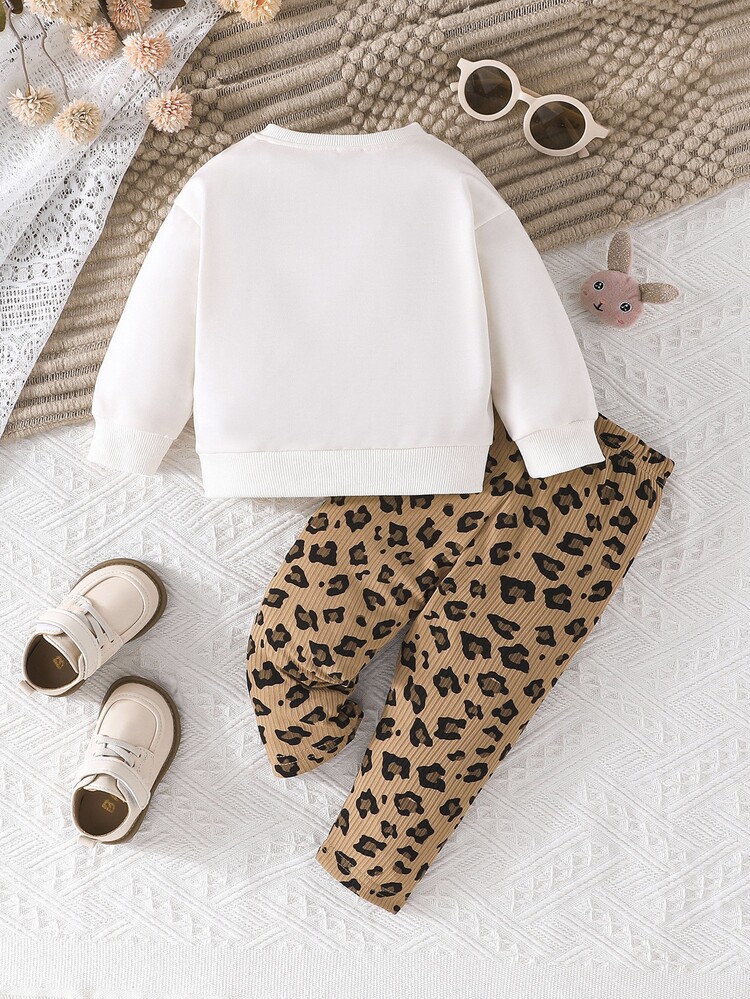 SHEIN Playful Pals Baby Girl Hoodie Set Cartoon Print Sweatshirt Leopard Pants Outfit Cute Toddler Clothing Long Sleeve Pullover Top Animal Print Casual Wear 2PCS - Multicolor - View 2