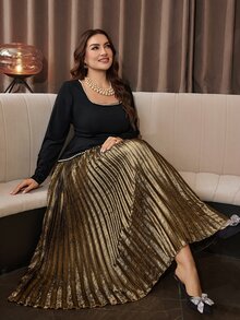 Modelyn Gold Pleated Patchwork Black Long Sleeve Slim Fit Elegant Glamorous Luxury High-End Pearl Decor Plus Size Dress - Gold - View 4