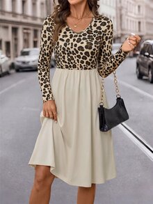 SHEIN Clasi Gaun Midi Patchwork Motif Leopard Wanita Musim Gugur/Musim Dingin 2026 - MultiWarna - View 3
