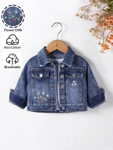 SHEIN 女童牛仔夾克，深藍色水洗牛仔，正面彩色花卉刺繡，金屬鈕扣與領口設計，適合春秋穿著，可搭配T恤、休閒褲或裙子，適用於日常外出、學校或輕量戶外場景，風格偏向清新甜美或街頭休閒 - 深色水洗藍 - 查看 1