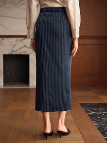 MOTF PREMIUM ELEGANT MINIMALIST STRIPED PRINT SKIRT - Navy Blue - View 7