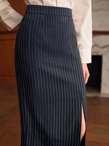MOTF PREMIUM ELEGANT MINIMALIST STRIPED PRINT SKIRT - Navy Blue - View 4