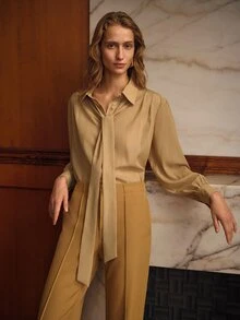 MOTF PREMIUM BLUS ROMANTIS VINTAGE SERBAGUNA WARNA POLOS DENGAN DASI DI LEHER - Aprikot - View 2