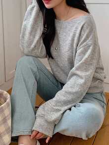 DAZY 女款寬鬆版型不對稱肩長袖T恤 - 灰色 - 查看 3
