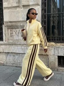 SHEIN 兒童青少年女孩秋冬保暖內裡加厚休閒拼色織帶飾邊奶油黃拉鍊立領開襟運動外套與寬腿直筒長褲兩件套返校穿搭 - 黃色 - 查看 2