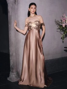 Anewsta Affair Shoulder Large Round Sequin Patchwork Silk Satin Evening Gown - Champagne - View 4