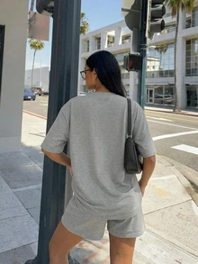 DAZY 夏季新款寬鬆休閒海灘度假風女款T恤兩件套 - 灰色 - 查看 2