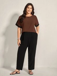 Comfylo 大尺碼夏季休閒對比色短袖上衣與長褲套裝 - 咖啡棕 - 查看 4