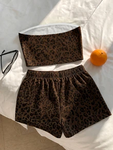 Comfortcana Plus Size Streetwear Leopard Print Bandeau Top And Shorts 2 Pieces Set - Multicolor - View 2