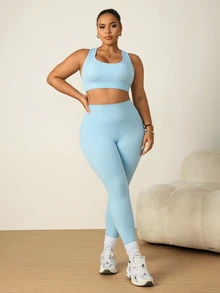 Easithlete Women's Plus Size Solid Color Tank Top & Leggings Sports Set - Baby Blue - View 3