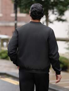 YOUESAWY YOUESAWY Jaket Bomber Pria Warna Hitam dengan Lengan Panjang Reguler dan Penutup Resleting untuk Pemakaian Sehari-hari, Musim Gugur - Hitam - View 2
