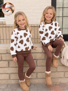 SHEIN 2件組女孩（4-7歲）甜美可愛棕色愛心毛絨衛衣 + 保暖抓毛內裡彈性純色長褲，休閒毛茸茸套裝，秋冬新品，適合日常上學與戶外穿著 - 棕色 - 查看 13