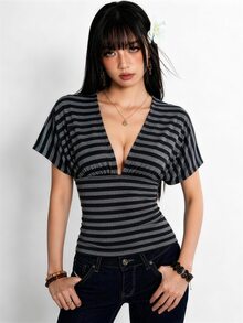 Rina Fox Atasan Wanita Seksi Pas Badan dengan Leher V Dalam, Tali Bahu di Belakang, dan Potongan Seksi. - MultiWarna - View 4