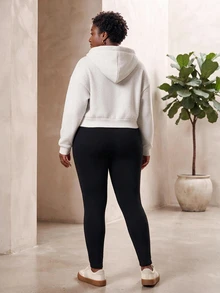CurvyTilda 大码女式拉链连帽卫衣，前拉链设计，适合毕业季、返校季、教师节等场合，秋冬季节穿着。 - 灰色 - 查看 2