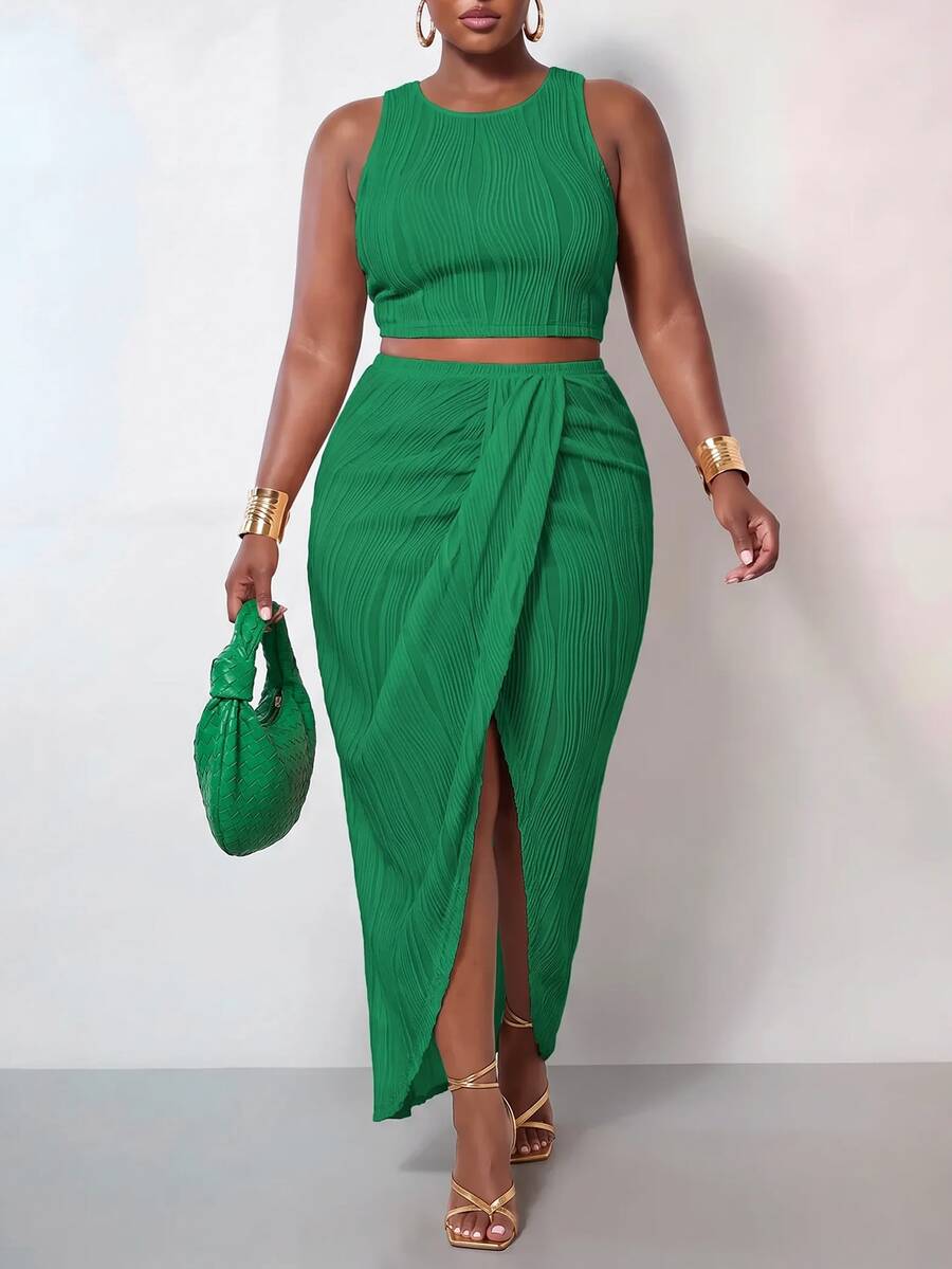 Veslaya Plus Size White Solid Slim Fit 2 Pieces Outfit 2pcs/Set,Holiday Outfits - Green - View 1