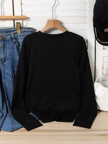SHEIN تي شيرت كاجوال متعدد الاستخدامات للفتيات المراهقات، أسود مطبوع بنمط تصميم، أكمام طويلة، مناسب للربيع والخريف، مناسب للارتداء اليومي والتنقل والسفر والتجمعات - الأسود - مشاهدة 2