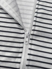 SuriyaCove Setelan Kasual Serbaguna untuk Wanita: Sweatshirt Berkerudung Bergaris dengan Resleting dan Celana Panjang, 2 Potong - MultiWarna - View 7