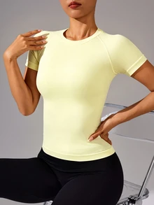 Easithlete Easithlete Women's Solid Color Raglan Short Sleeve Crew Neck Seamless Sports T-Shirt - Light Yellow - View 5