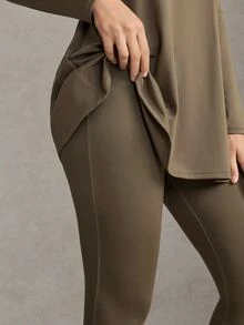 Activina Women's Modest Round Neck A-Line Loose Long T-Shirt + Fitted Cropped Pants Set, Middle Eastern Style, Autumn Sports - Olive Green - View 6
