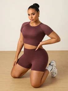 SHEIN Rhythm Era Plus Size Women's Seamless Short Sleeve Top & Shorts Set - Coffee Brown - View 7