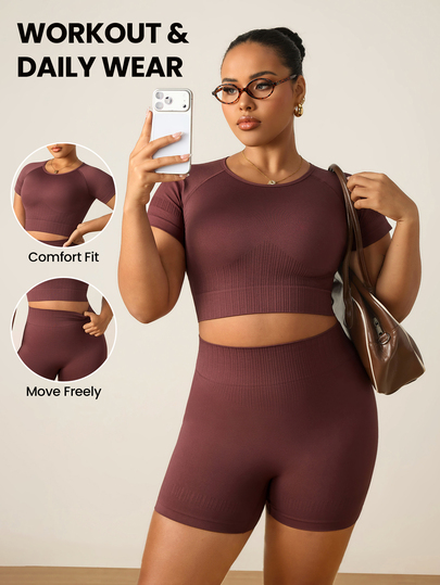 SHEIN Rhythm Era Plus Size Women's Seamless Short Sleeve Top & Shorts Set