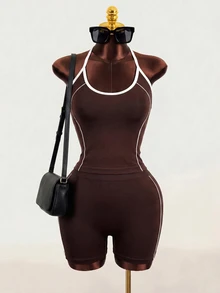 Mistrie Seamless Sports Yoga Tank Top & Shorts Set/Contrast Color Lines/Waistband Fold/Fashionable & Sexy/Comfortable - Coffee Brown - View 5