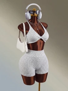Mistrie Women's Yoga Fitness Sports Leopard Print Bra & Shorts Set - White - View 6