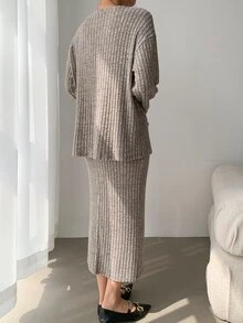 SHEIN Clasi 2 件套仿针织毛绒罗纹优雅裙子套装 - 棕色 - 查看 2