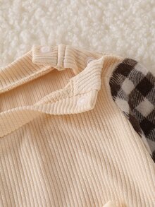 SHEIN 嬰兒/幼兒（女童）針織米色拼色格紋長袖蝴蝶結T恤＋羅紋長褲 2件套，秋季家庭穿搭 - 杏色 - 查看 9