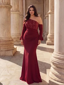 Coutiva Gaun Malam Formal Elegan Wanita Ukuran Plus dengan Hiasan Berlian Imitasi, Bahu Asimetris, Lengan Panjang, dan Potongan Duyung. - Burgundy - View 1