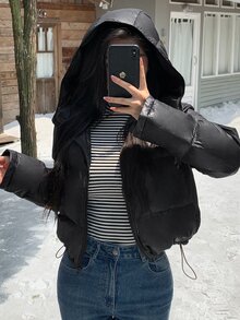 Livesso Mantel Musim Dingin Wanita Warna Hitam dengan Tudung, Tali Serut, Lengan Panjang, Tebal, Berbantalan, dan Dekorasi Saku, Longgar dan Empuk - Hitam - View 5