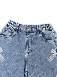 Tween Girls' New Casual Fashion Minimalist Versatile All-Season Mid-Blue Washed Denim Jeans, Classic 5-Pocket Design With Lace Trim And Bow Decor On Sides, Cotton Loose Soft Straight Wide Leg Pants, Suitable For Daily Wear, Vacation, Back To School - Medium Wash - View 4