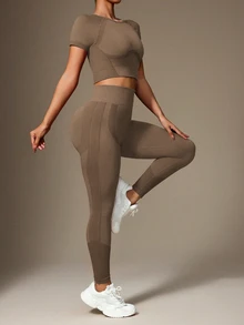 Slayform Slayform Women Splice High Elastic Seamless Cropped Sports Top And Legging Set Workout Sets - Khaki - View 6