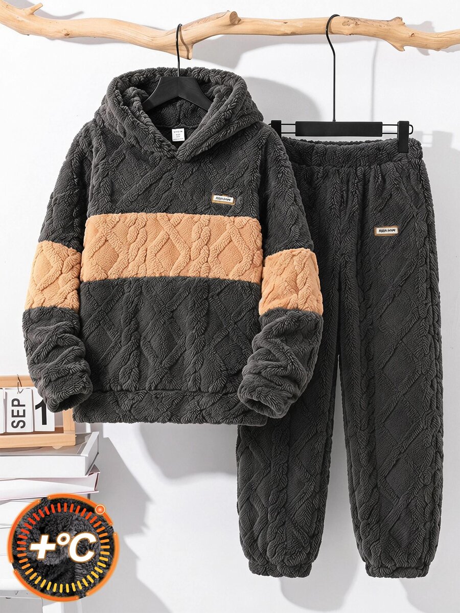SHEIN Vacaura 大男孩秋季風格 2 件套服裝，拼色紋理抓絨內裡連帽衛衣與慢跑褲套裝，保暖冬季運動服