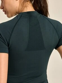 Exploreva Exploreva Women's Solid Color Raglan Short Sleeve Casual Fitness Outdoor T-Shirt - Dark Green - View 6