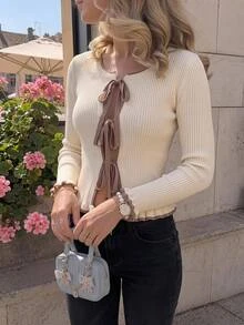 KARISMINA Cardigan Bergaris dengan Pita Krem di Bagian Depan, Cocok untuk Acara Kumpul-kumpul, Belanja, Gaya Urban, Kencan Malam, Brunch, Cardigan Elegan, Musim Gugur/Musim Dingin, Tahun Baru, dan Pakaian Musim Dingin. - Krem - View 8