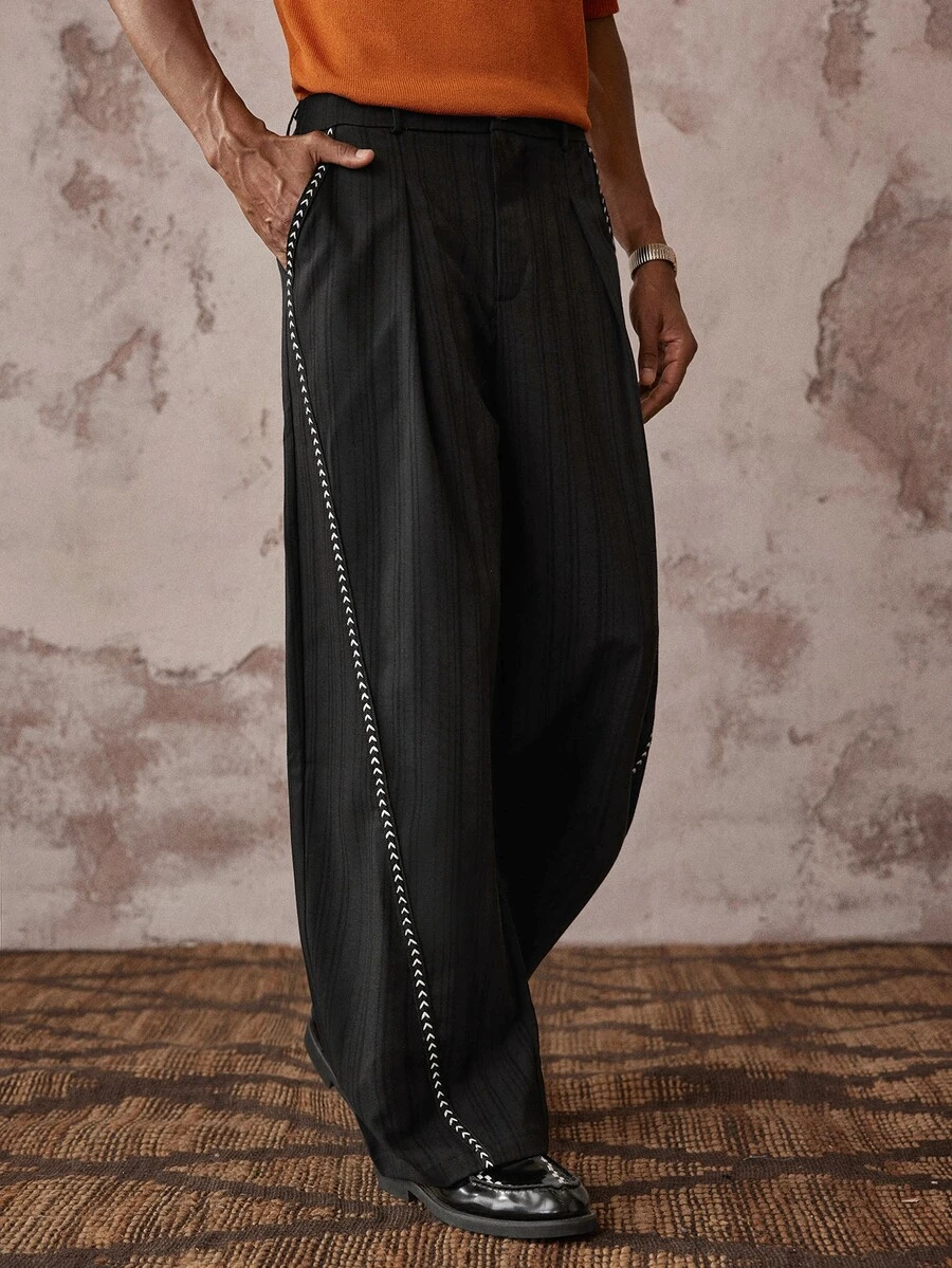 Vientiro Black Striped Trousers With Pocket Detail Relaxed Fit Casual Pants For Everyday Wear
Stylish Striped Black Pants - Black - View 1