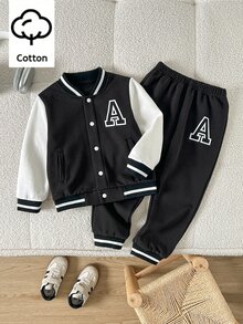 SHEIN Playful Pals 男童 2 件組大學風抓絨內裡夾克與運動長褲套裝，字母 A 印花拼色棒球外套慢跑褲，學院風運動服，適合秋冬 - 黑色 - 查看 3