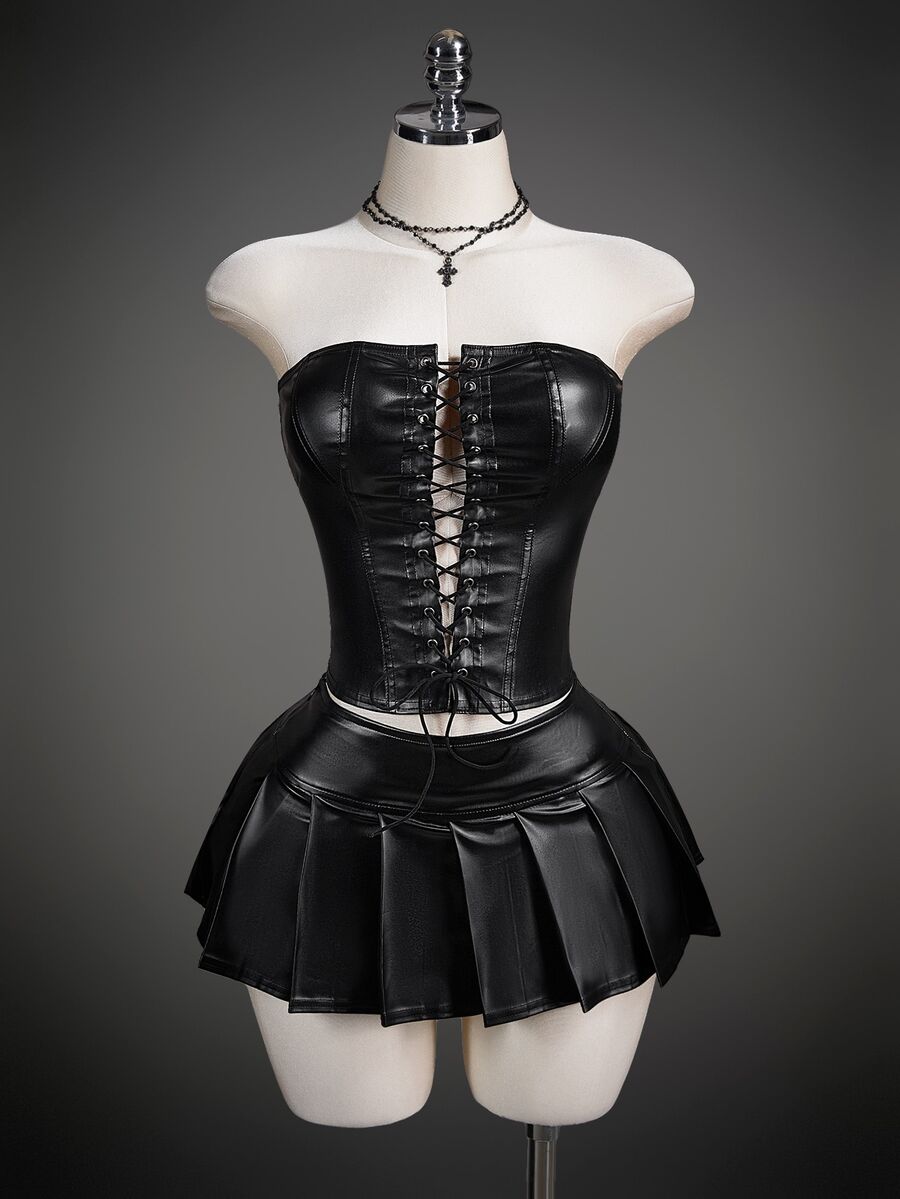 SHEIN ICON Y2K 女款黑色哥德風 Coachella 音樂節夜店 Gyaru 純色 PU 皮革打孔繫帶抹胸上衣與百褶迷你裙性感時尚兩件套,夏季 - 黑色 - 查看 1