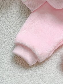 SHEIN Playful Pals 新生女嬰可愛甜美粉色兔耳毛絨法蘭絨長袖圓領加厚衛衣褲套裝，生日冬季聖誕節假日毛絨款 - 粉色 - 查看 4