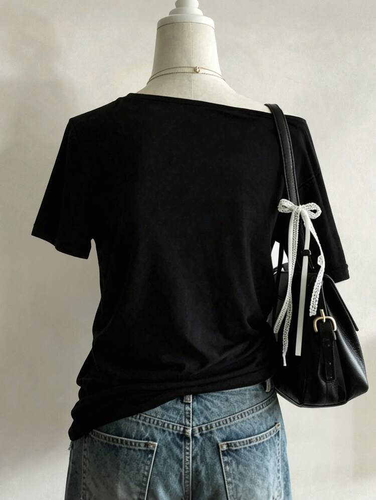 Lalippa Y2K Women's Casual Asymmetrical Shoulder Tiger & Floral Print Top, Asymmetrical Shoulder Casual Short Sleeve T-Shirt, Suitable For Daily Casual Wear - Black - View 2